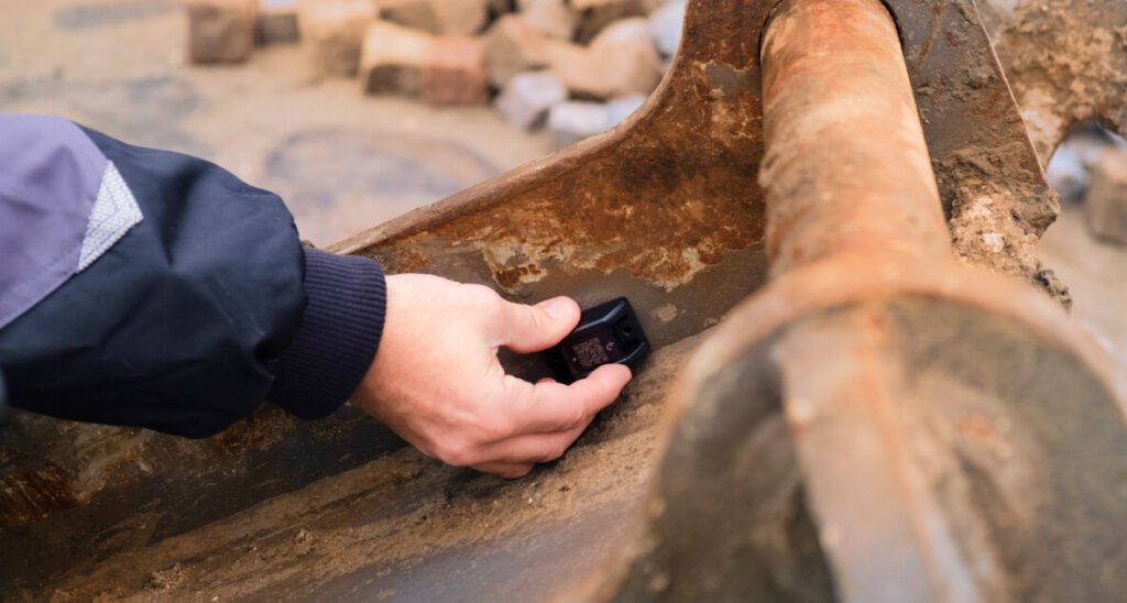 Trackunit Kin Tracking NonPowered Equipment Made Simple