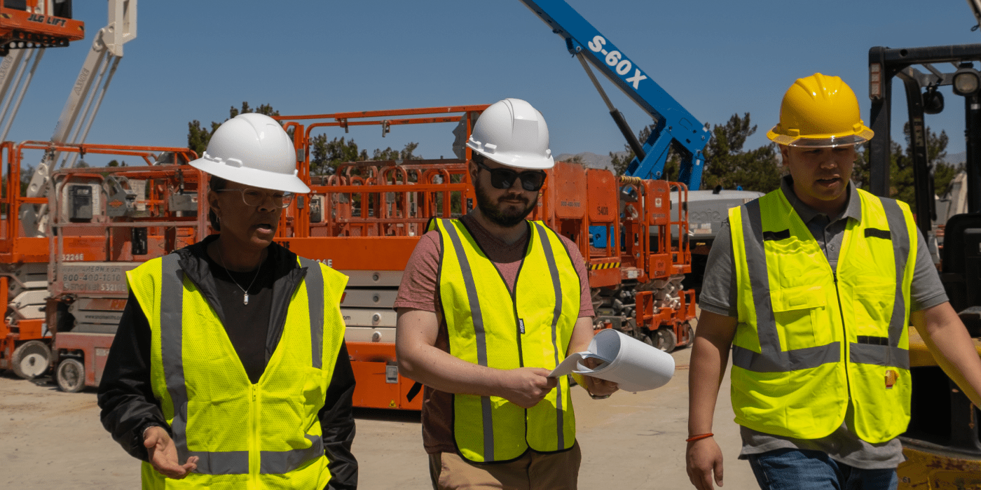 How is GPS Used in Construction? Trackunit