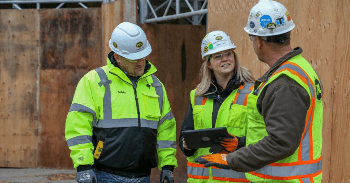biggest construction companies in canada